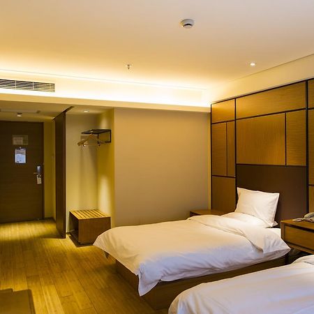 Ji Hotel Chengdu Jiuyanqiao מראה חיצוני תמונה